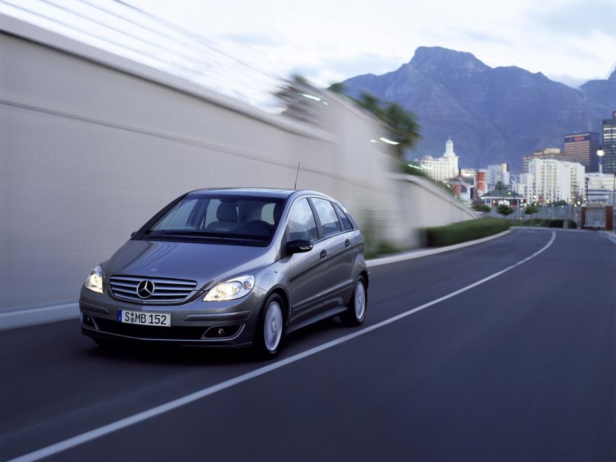  Mercedes-Benz B150 2005 года  (фото 5 из 9)
